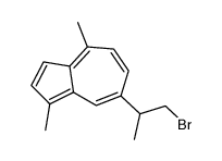 7-(1-bromopropan-2-yl)-1,4-dimethylazulene结构式