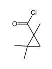 1,2,2-trimethylcyclopropane-1-carbonyl chloride结构式