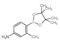 3-Methyl-4-(4,4,5,5-tetramethyl-1,3,2-dioxaborolan-2-yl)aniline structure