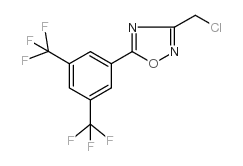 5-[3,5-bis(trifluoromethyl)phenyl]-3-(chloromethyl)-1,2,4-oxadiazole Structure