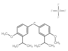 双[4-甲氧基-3-(1-甲基乙基)苯基]-四氟溴化碘结构式