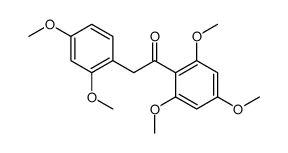 2-(2,4-dimethoxyphenyl)-1-(2,4,6-trimethoxyphenyl)ethanone结构式