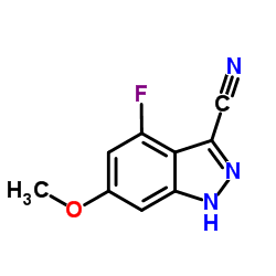 4-Fluoro-6-methoxy-1H-indazole-3-carbonitrile结构式