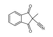 2-methyl-1,3-dioxo-indan-2-carbonitrile结构式