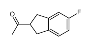 1-(5-氟-2,3-二氢-1H-茚-2-基)乙酮结构式