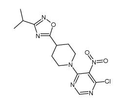 5-(1-(6-chloro-5-nitropyrimidin-4-yl)piperidin-4-yl)-3-isopropyl-1,2,4-oxadiazole Structure