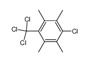 4-Chlor-2,3,5,6-tetramethyl-benzotrichlorid Structure