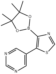 5-(5-Pyrimidyl)thiazole-4-boronic acid pinacol ester Structure