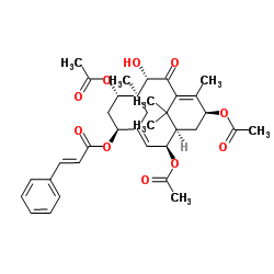 2α,7β,13α-Triacetoxy-5α-cinnamoyloxy-9β-hydroxy-2(3→20)abeotaxa-4(20),11-dien-10-one结构式