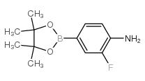 2-Fluoro-4-(4,4,5,5-tetramethyl-1,3,2-dioxaborolan-2-yl)aniline structure