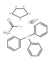 (S)-(+)-乙酰-环戊二烯基铁复杂羰三苯基膦结构式