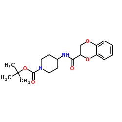 4-[(2,3-Dihydro-benzo[1,4]dioxine-2-carbonyl)-amino]-piperidine-1-carboxylic acid tert-butyl ester结构式