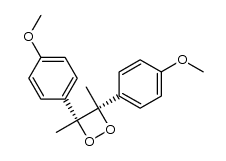 (3S,4R)-3,4-bis(4-methoxyphenyl)-3,4-dimethyl-1,2-dioxetane结构式