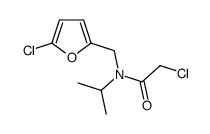 2-chloro-N-[(5-chlorofuran-2-yl)methyl]-N-propan-2-ylacetamide Structure