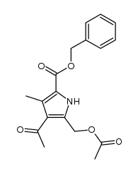 5-acetoxymetyl-4-acetyl-2-benzyloxycarbonyl-3-methyl-1H-pyrrole Structure