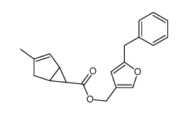 (5-benzylfuran-3-yl)methyl (1R,5R,6S)-3-methylbicyclo[3.1.0]hex-2-ene-6-carboxylate结构式