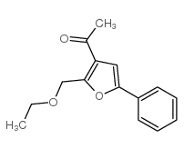 1-(2-(乙氧基甲基)-5-苯基呋喃-3-基)乙酮结构式