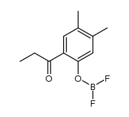 1-propionyl-2-difluoroboryloxy-4,5-dimethylbenzene结构式