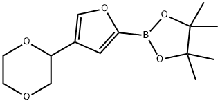 2-(4-(1,4-dioxan-2-yl)furan-2-yl)-4,4,5,5-tetramethyl-1,3,2-dioxaborolane结构式