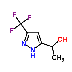1-[3-(Trifluoromethyl)-1H-pyrazol-5-yl]ethanol结构式