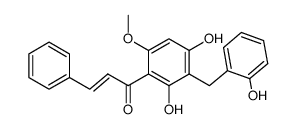 (2E)-1-[2,4-dihydroxy-3-(2-hydroxybenzyl)-6-methoxyphenyl]-3-phenylprop-2-en-1-one结构式