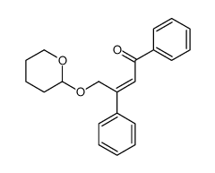 4-(oxan-2-yloxy)-1,3-diphenylbut-2-en-1-one结构式