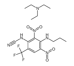 2,4-Dinitro-3-propylamino-6-trifluoromethyl-phenyl-cyanamide; compound with triethyl-amine结构式