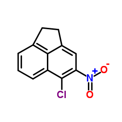5-Chloro-4-nitro-1,2-dihydroacenaphthylene结构式