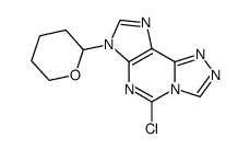 5-chloro-7-(tetrahydro-2H-pyran-2-yl)-7H-[1,2,4]triazolo[3,4-i]purine结构式