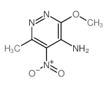 3-methoxy-6-methyl-5-nitro-pyridazin-4-amine结构式