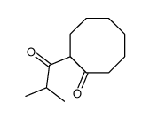 2-(2-methylpropanoyl)cyclooctan-1-one结构式