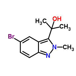 2-(5-溴-2-甲基-2H-吲唑-3-基)丙-2-醇结构式