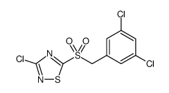 1,2,4-Thiadiazole, 3-chloro-5-[[(3,5-dichlorophenyl)methyl]sulfonyl]结构式