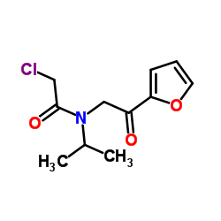 2-Chloro-N-[2-(2-furyl)-2-oxoethyl]-N-isopropylacetamide结构式