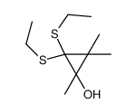 2,2-bis(ethylsulfanyl)-1,3,3-trimethylcyclopropan-1-ol结构式