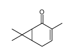 4,7,7-trimethylbicyclo[4.1.0]hept-3-en-5-one结构式